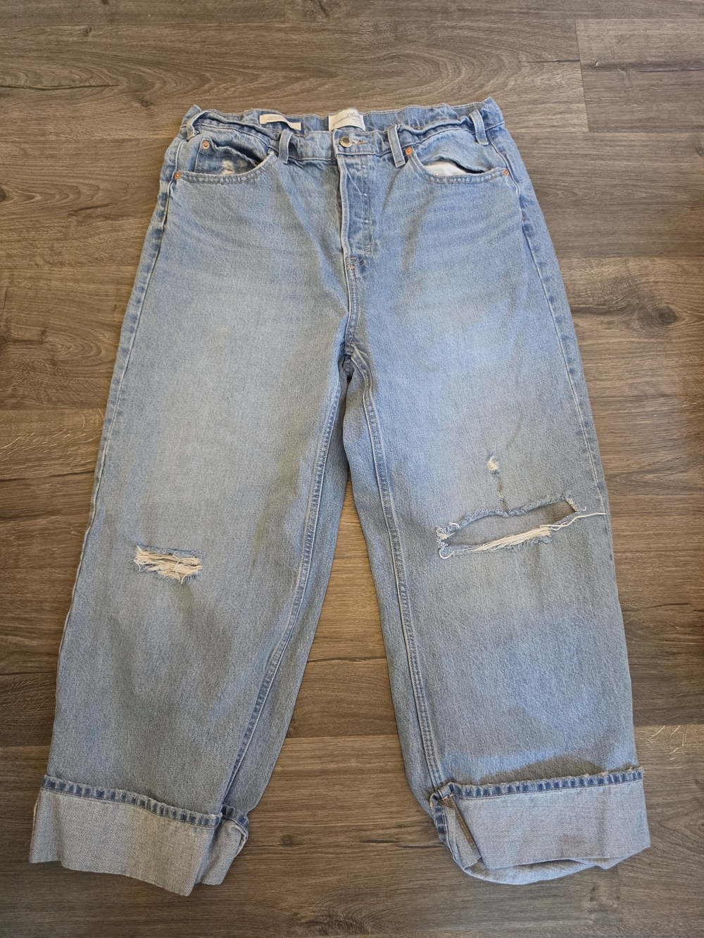 Universal Thread Light Blue Boyfriend Distressed Jeans